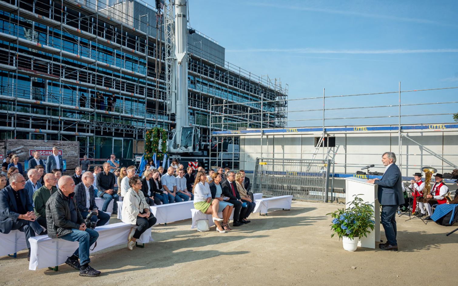 fritsch_tschaidse_zip_richtfest_04