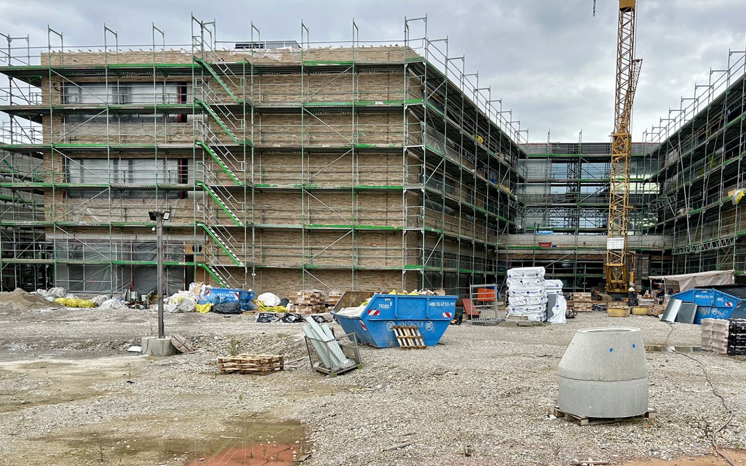 fritsch_tschaidse_gmk-Baustelle_Fassade